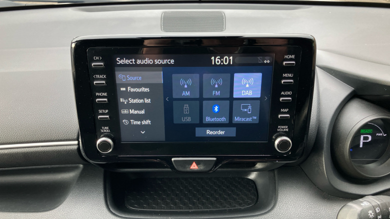 Toyota Yaris 1.5 Hybrid Design 5dr CVT Hybrid Hatchback